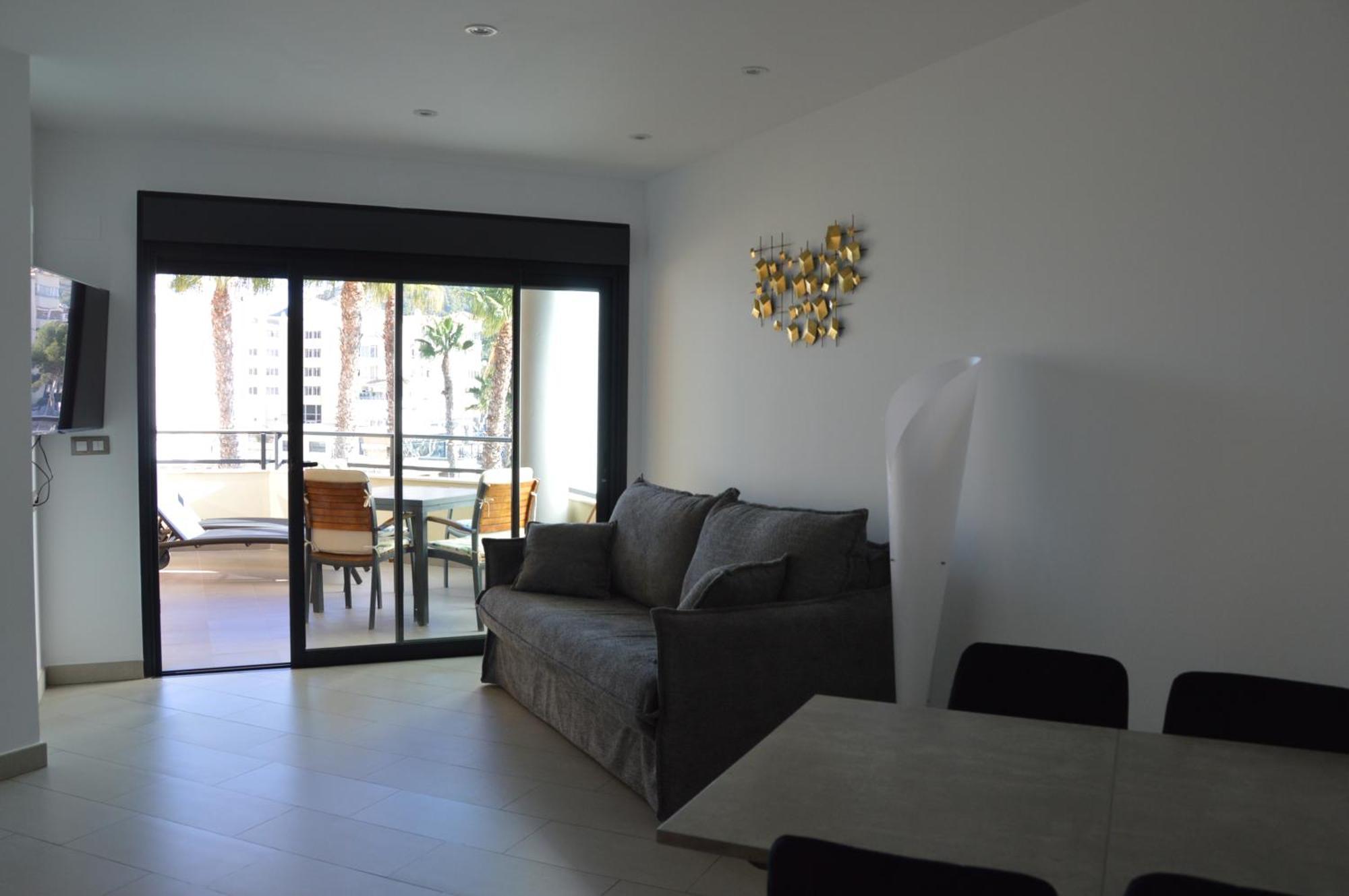 Albir Beach & Sun Apt البير المظهر الخارجي الصورة