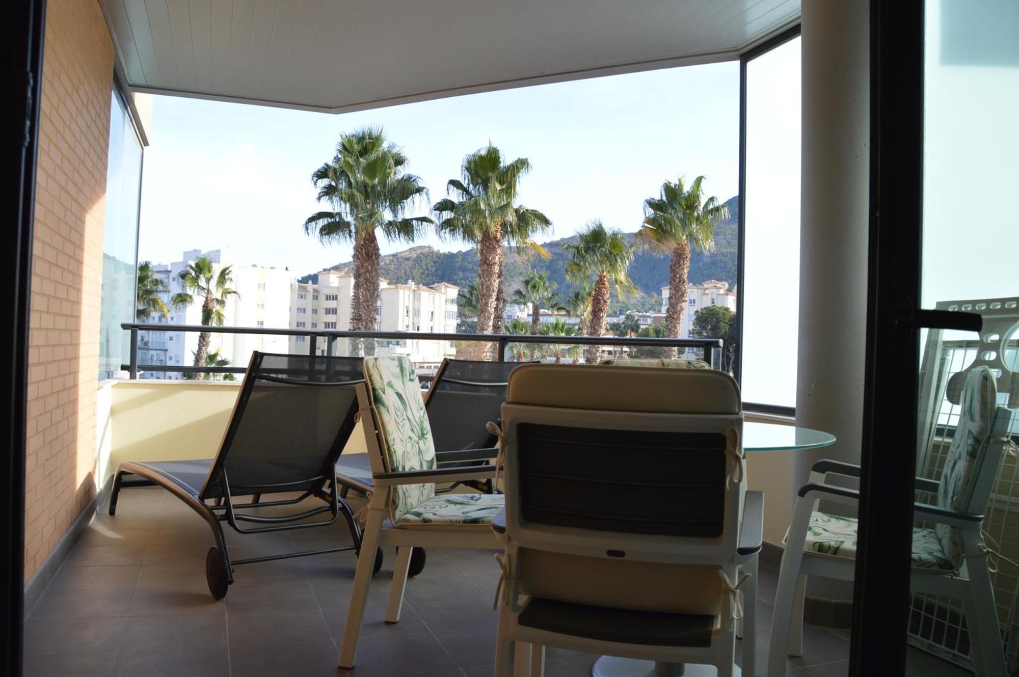 Albir Beach & Sun Apt البير المظهر الخارجي الصورة
