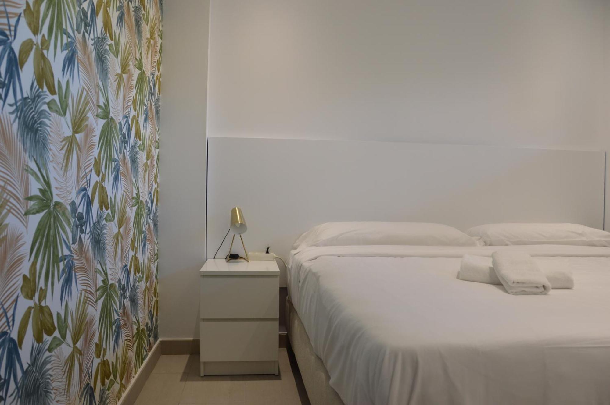 Albir Beach & Sun Apt البير المظهر الخارجي الصورة